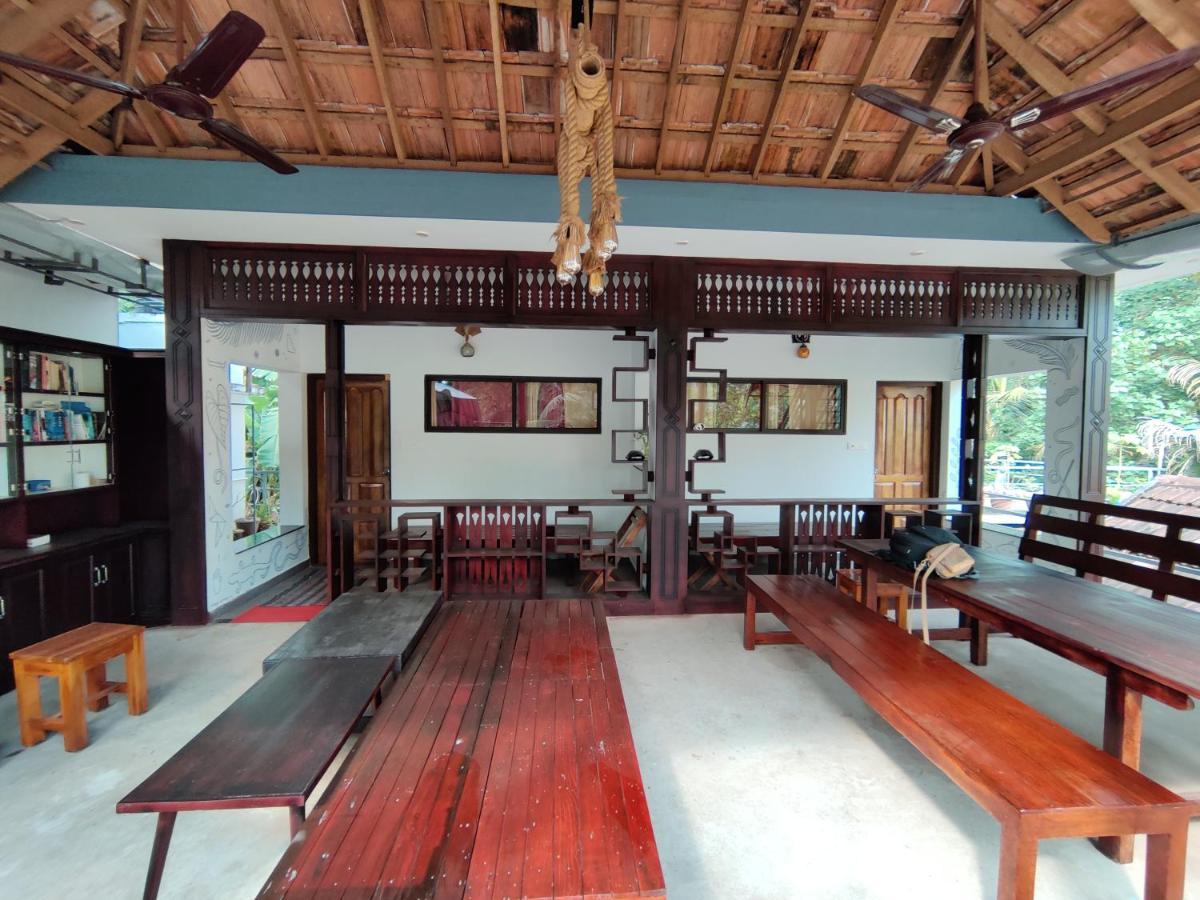 Munroeisland Backwaters Homestay Mundrothuruth Exterior photo